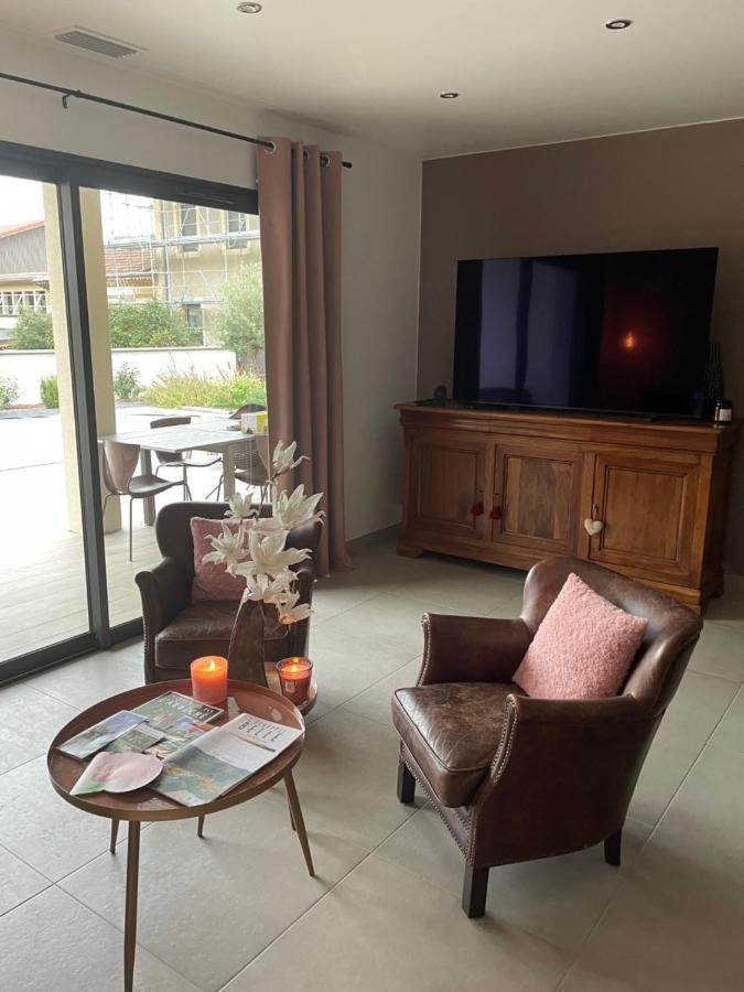 Comme A La Maison Pres De La Dolce Via Saint-Fortunat-sur-Eyrieux 外观 照片