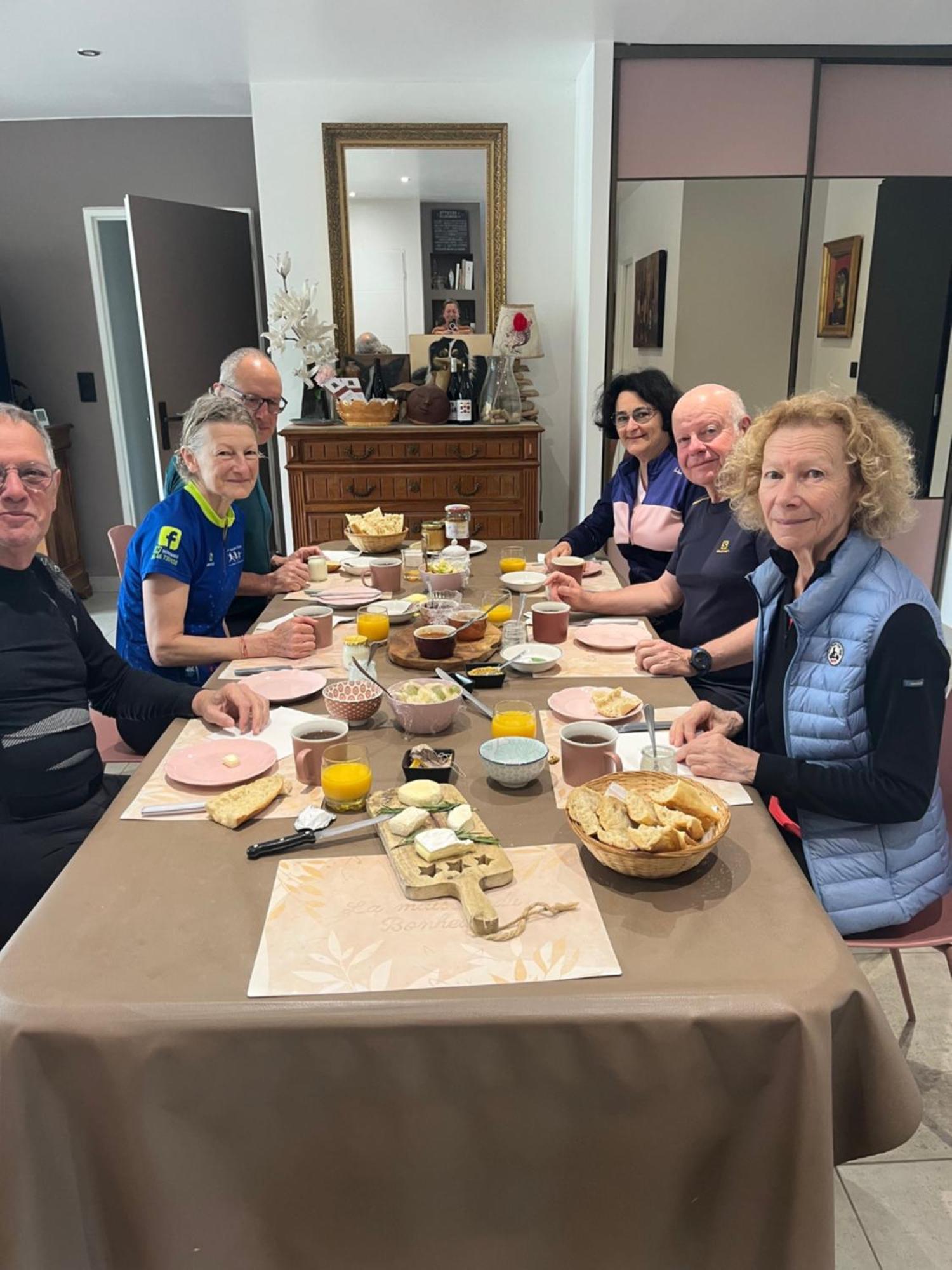 Comme A La Maison Pres De La Dolce Via Saint-Fortunat-sur-Eyrieux 外观 照片